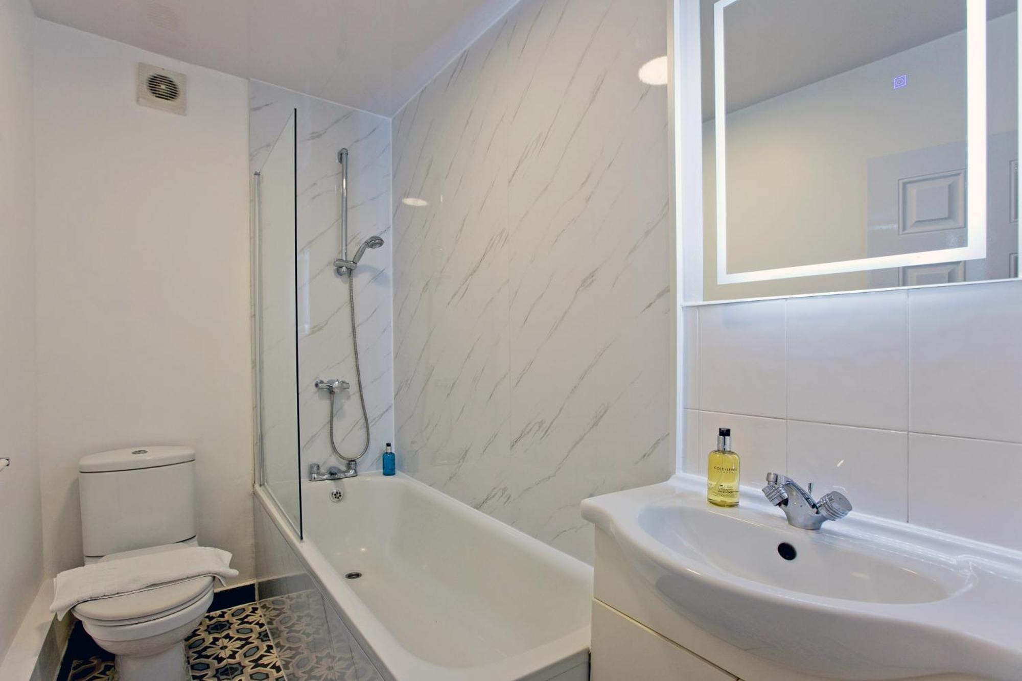 Imperial Leinster Garden Apartment Лондон Екстериор снимка